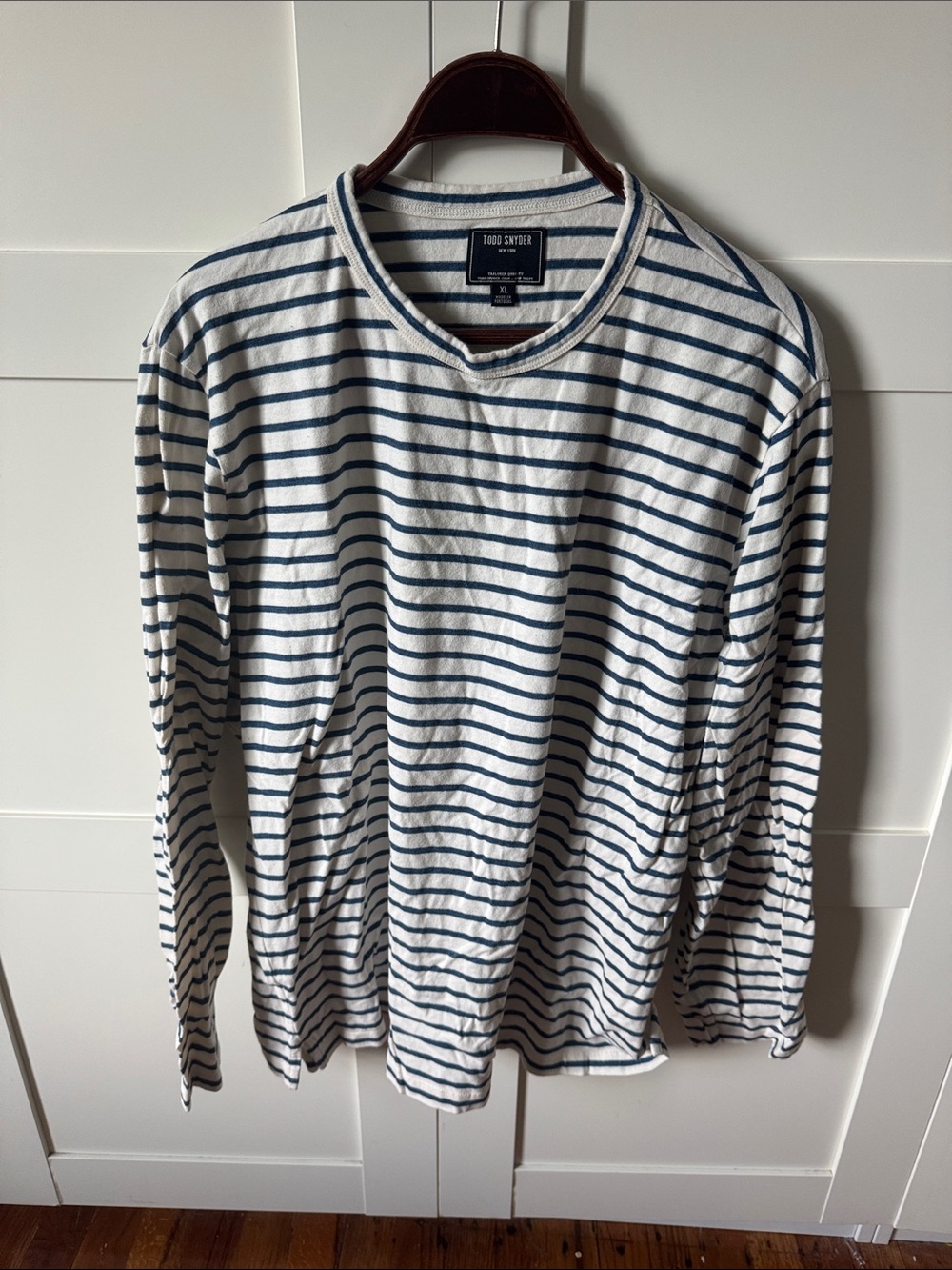 Todd Snyder White and Navy Striped Long-Sleeve Crew